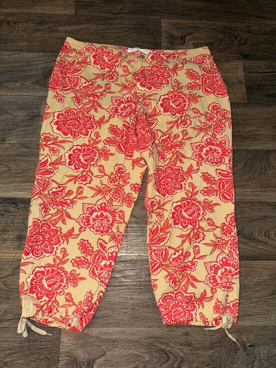 Tommy Hilfiger Pants - Y2k Tommy Hilfiger‎ Red Floral Print Capri Cargo Pants Size 18 vacation vintage